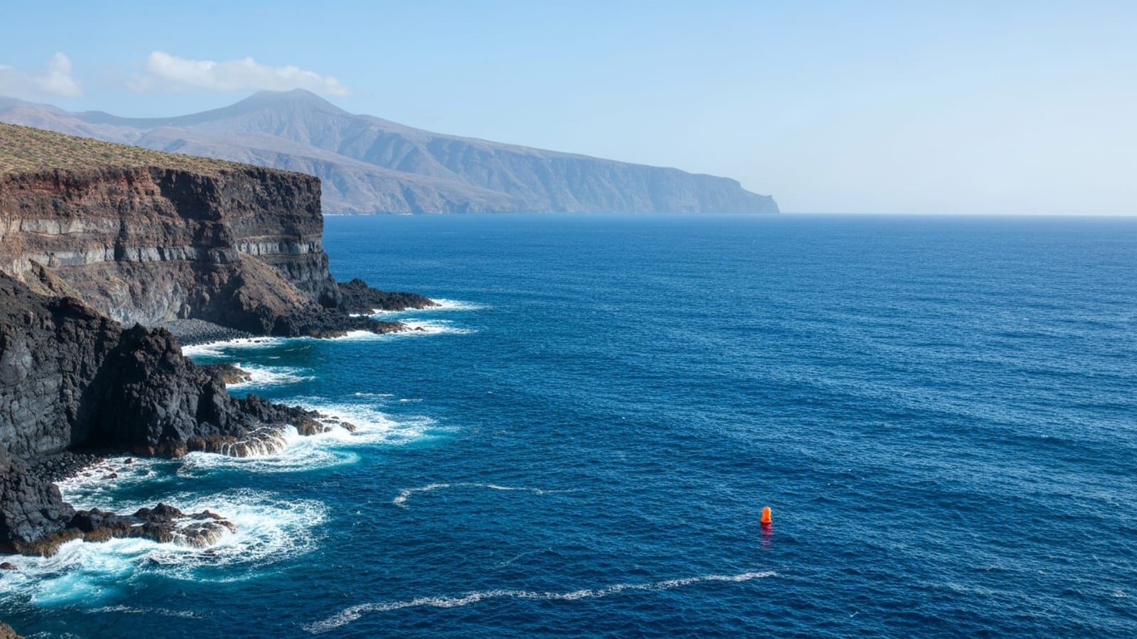 Freediving in Tenerife: Year-Round Depth Training in the Atlantic